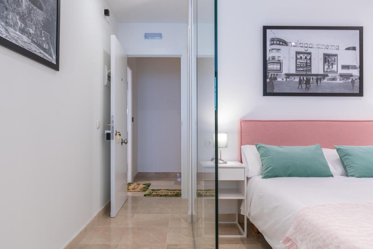 Apartamentos Miraflores มาลากา ภายนอก รูปภาพ
