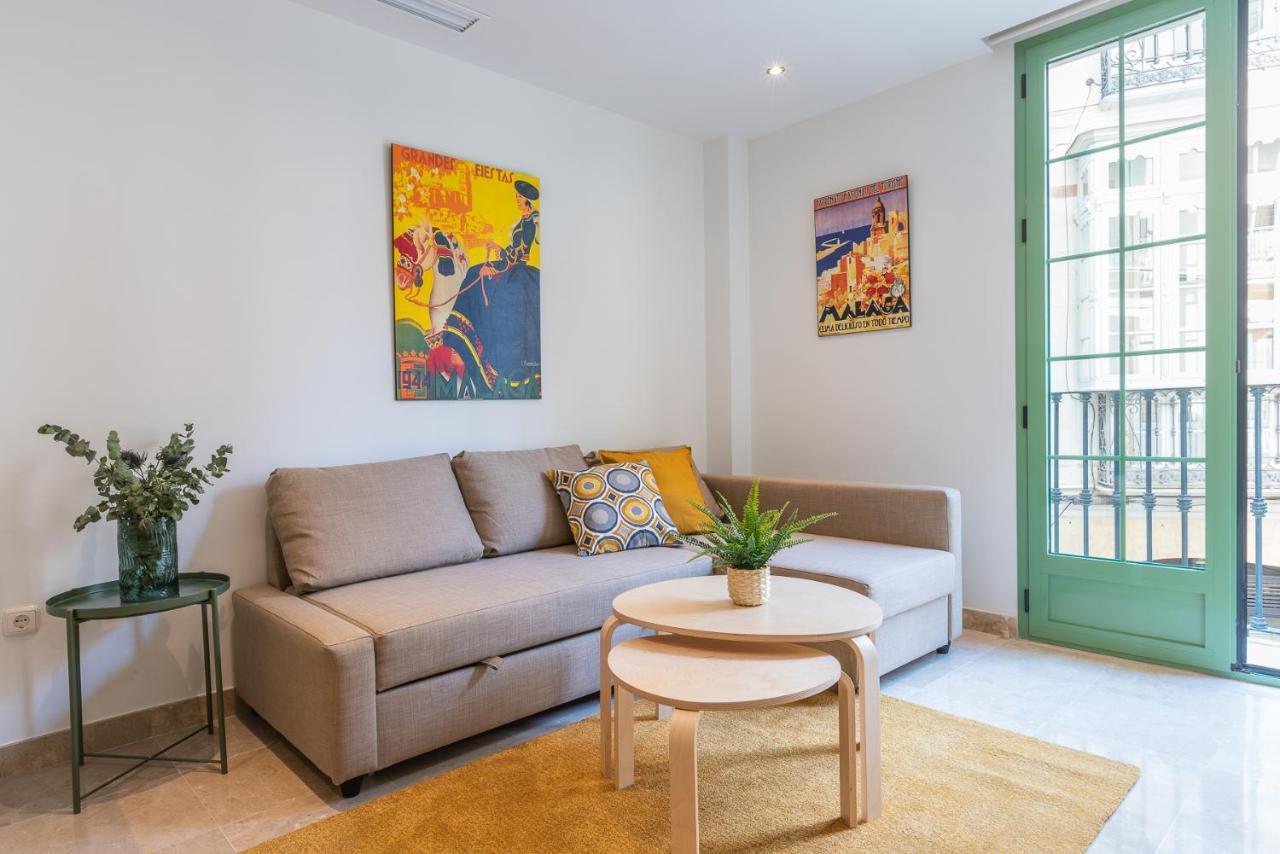 Apartamentos Miraflores มาลากา ภายนอก รูปภาพ