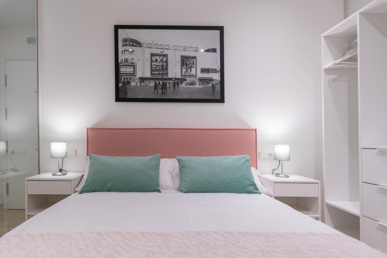 Apartamentos Miraflores มาลากา ภายนอก รูปภาพ